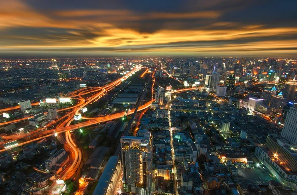 Widok na miasto Bangkok z ruchu — Zdjęcie stockowe