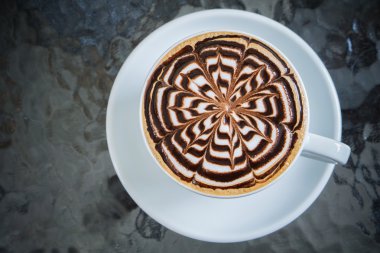 Mocha kahve masada