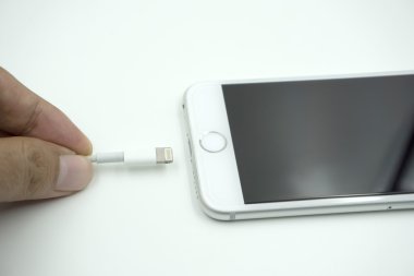 görüntü ile şarj cabl yeni apple iphone 6s kapatın