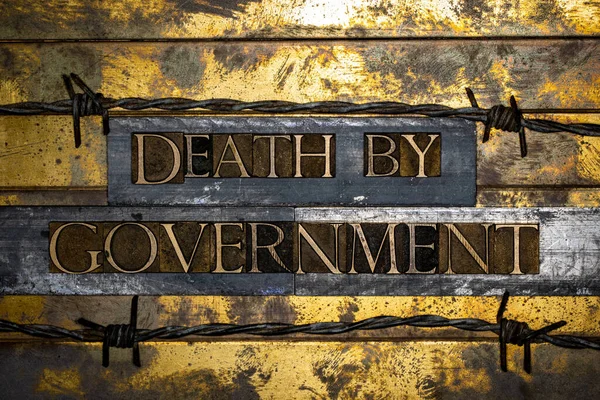 Death Government Szöveg Évjárat Texturált Bronz Grunge Réz Arany Háttér — Stock Fotó