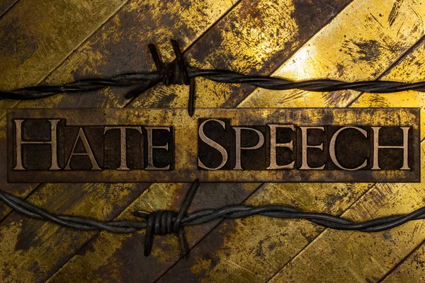 Hate Speech Text Vintage Textured Grunge Copper Gold Background — Stock Photo, Image
