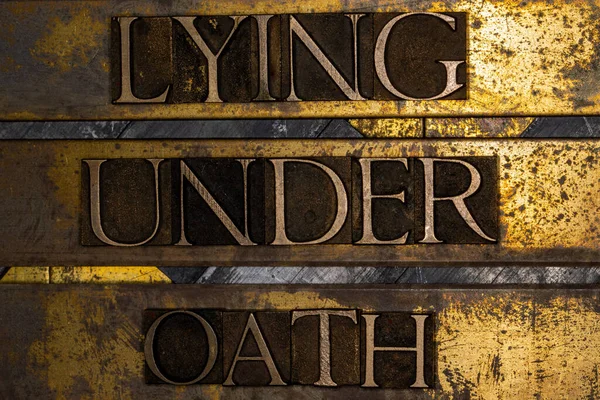 Hazugság Eskü Alatt Szöveges Üzenet Texturált Piszkos Réz Arany Háttér — Stock Fotó