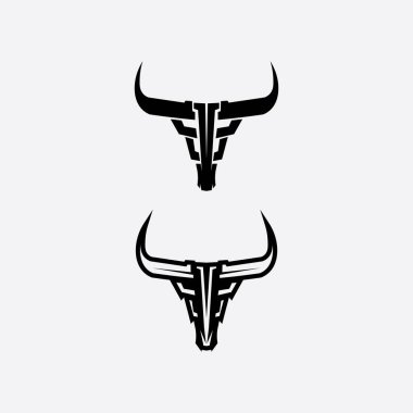Bufalo başlı inek maskotu logosu spor boynuzu hayvan memelilerinin baş logosu vahşi matador için tasarım vektörü