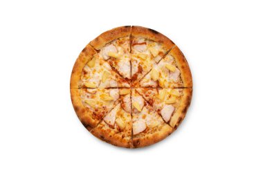 Beyaz arka planda taze pizza.