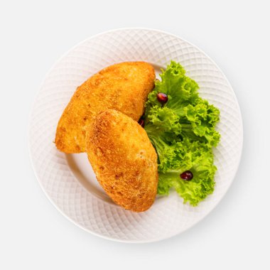 Beyaz arkaplanda tavuk pirzolası