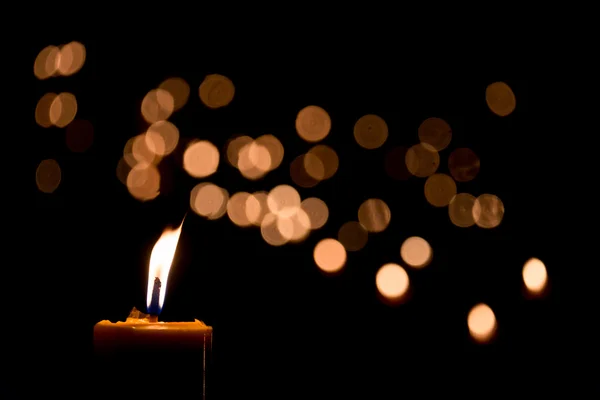 Luz de chama de vela — Fotografia de Stock