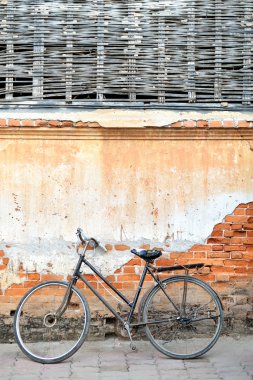 Vintage Bisiklet açık eski tuğla