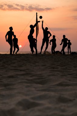 siluet plaj voleybolu