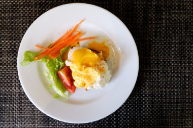 Yumurta Benedict Kahvaltı