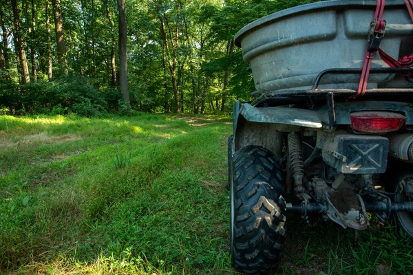 Road Agricultural Vehicle Center Green Grassy Woodland Close Image Natural — Stock Photo, Image