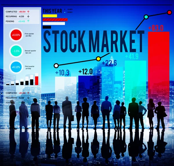 Az üzletemberek sziluettjei — Stock Fotó