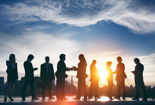 Empresários que têm reunião corporativa — Fotografia de Stock