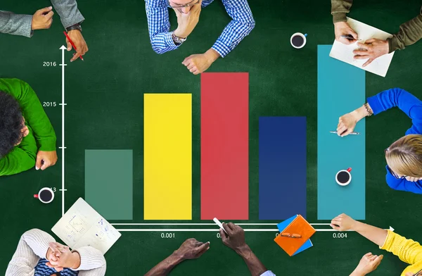 Entwicklung von Balkendiagrammen — Stockfoto