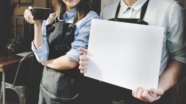 Blackboard Cafe yakınındaki çalışanlarla