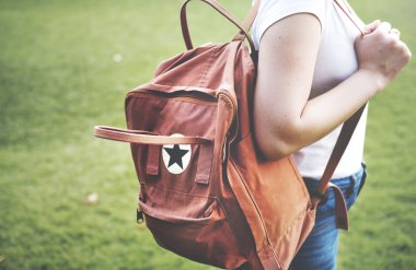 Kadın seyahat Bagpacker ile