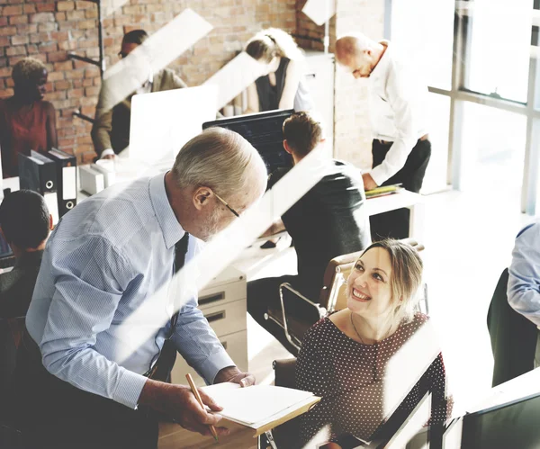 Imprenditori che lavorano — Foto Stock