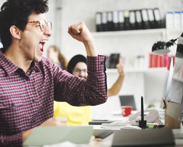 Gente de negocios ta Lugar de trabajo —  Fotos de Stock