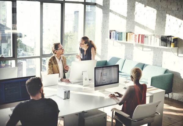 Деловые люди на встрече