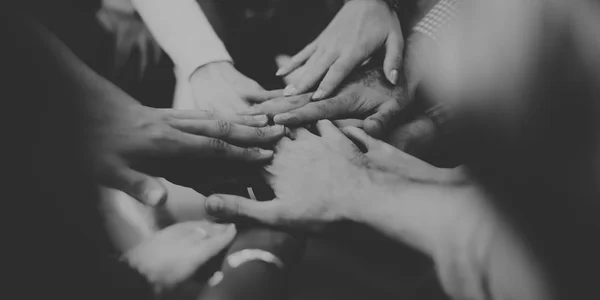 Equipe Junte as mãos — Fotografia de Stock