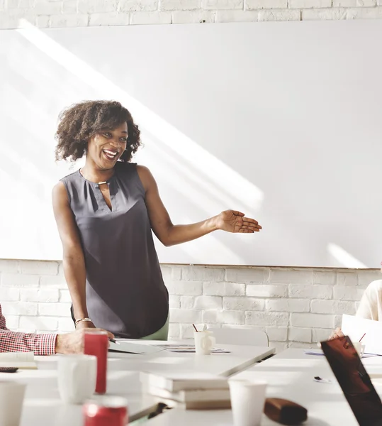 African Woman Smiling — Stock Photo, Image