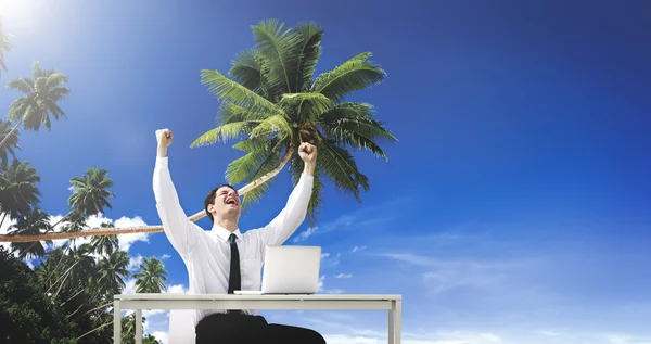 Businessman Relaxation in nature — Stock Photo, Image