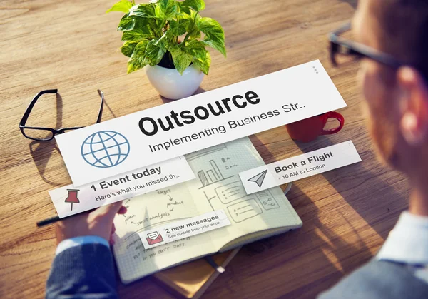 Outsource de taak Contract Concept — Stockfoto