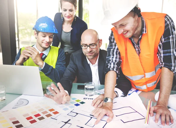 Arquitectos y Diseñadores Trabajando —  Fotos de Stock