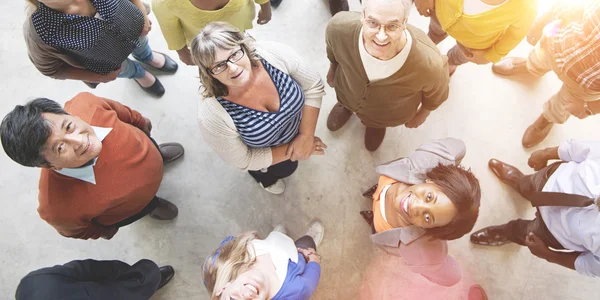 Multiethnic People Smiling — Stock Photo, Image