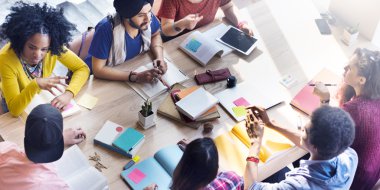 Öğrencilerin arkadaş toplantısında