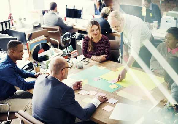 Gente de negocios en reunión — Foto de Stock