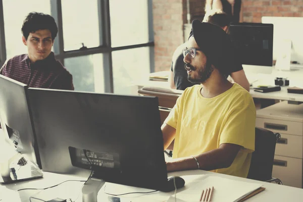 Gente de negocios ta Lugar de trabajo — Foto de Stock