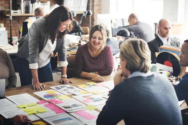 Samarbete Corporate och prestation — Stockfoto