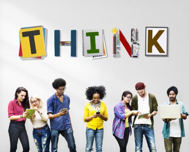 Dijital cihazlar kullanan gençlerin