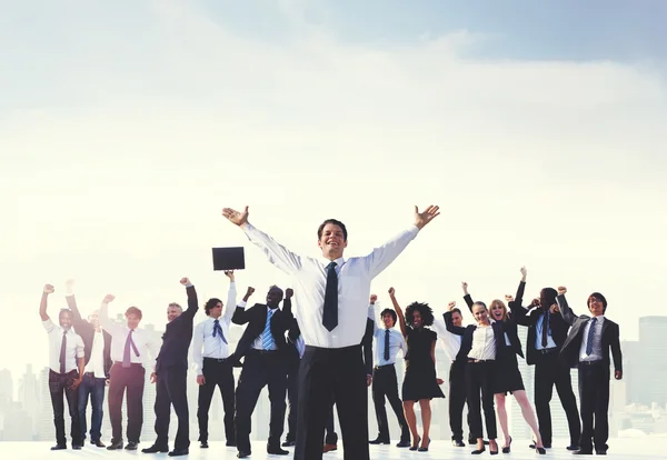 Gente de negocios feliz y segura — Foto de Stock