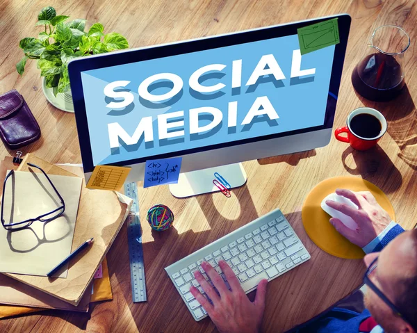 Concetto di connessione ai social media — Foto Stock