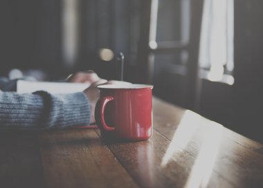 Not Defteri ile Asya Bayan