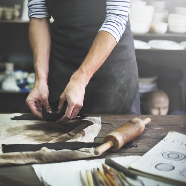 Kil ile çalışma Craftperson