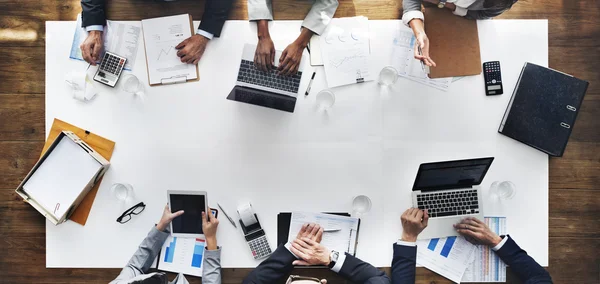 Gente de negocios en reunión — Foto de Stock