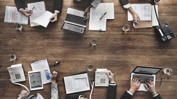 Empresários em reunião — Fotografia de Stock