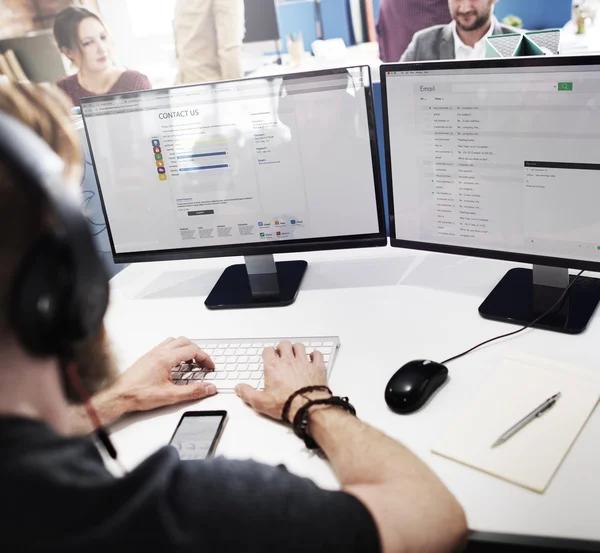 Kundenservice im Büro — Stockfoto