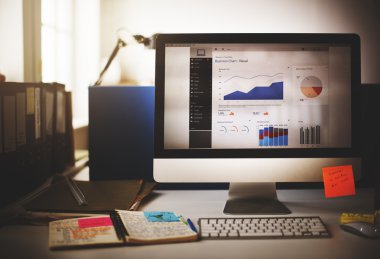 grafik monitör kavramı üzerinde