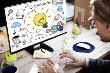 bilgisayar monitörü ile online iletişim