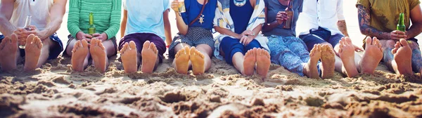 Amigos no Conceito de férias na praia — Fotografia de Stock