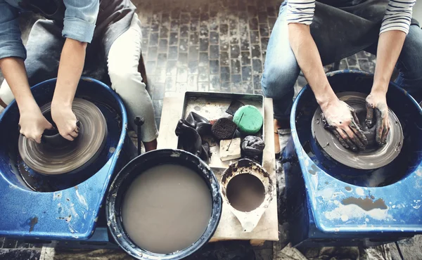 Oficina de jarra de cerâmica — Fotografia de Stock