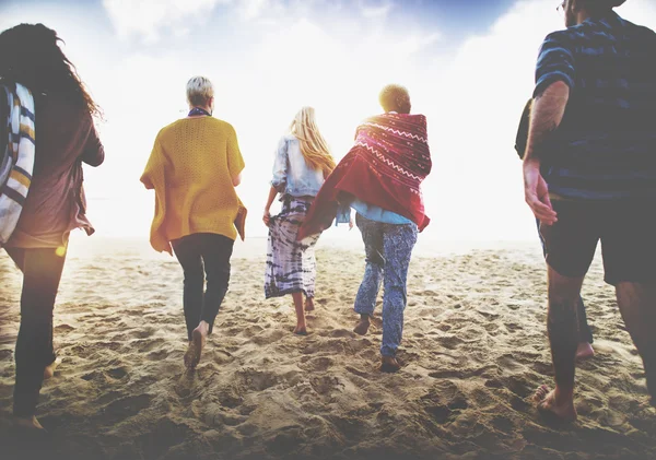 Friends Bonding at Summer Beach Concept — Stock Photo, Image