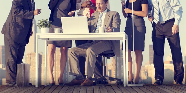 Empresários em reunião — Fotografia de Stock