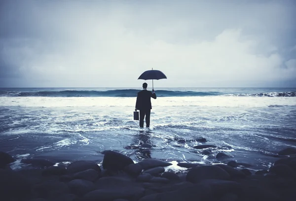 Concetto di uomo d'affari solitario — Foto Stock