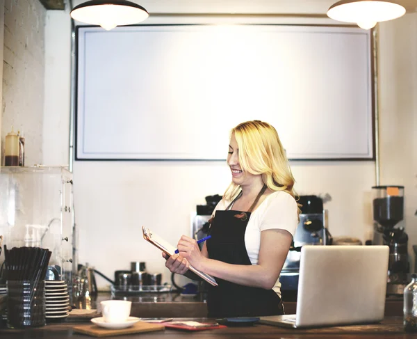 Barista kahve hazırlama