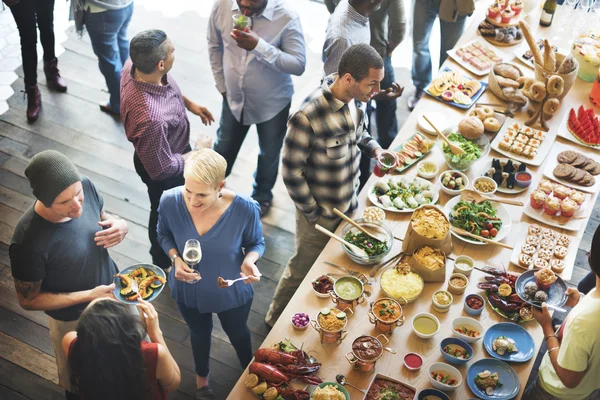 People with cups and plates — Stock Photo, Image