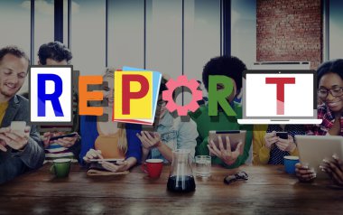 Dijital aygıtlar kullanan insanlar